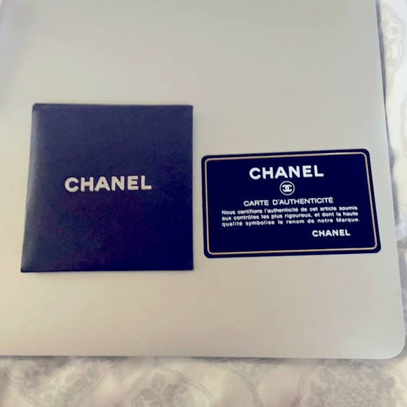 🎉🎉❤️FLASH SALE🎉🎉❤️NWT❤️AUTHENTIC❤️💎CHANEL💎❤️Large Soft Lambskin Leather - Picture 3 of 9